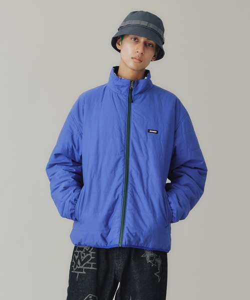 XLARGE（エクストララージ）の「ALLOVER PRINT REVERSIBLE PUFFER