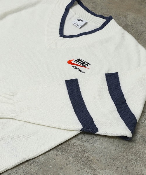 NIKE（ナイキ）の「NIKE NSW NIKE TREND SWEATER DX0009-133（ニット