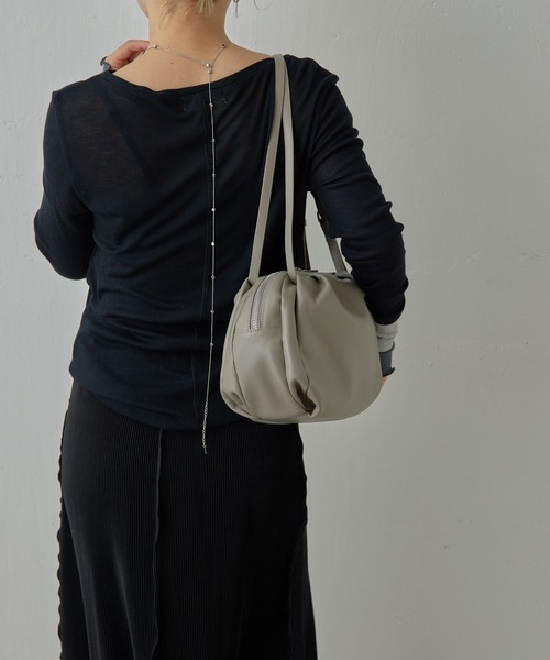 ear PAPILLONNER（イアパピヨネ）の「《本革/430g》コロンボストン