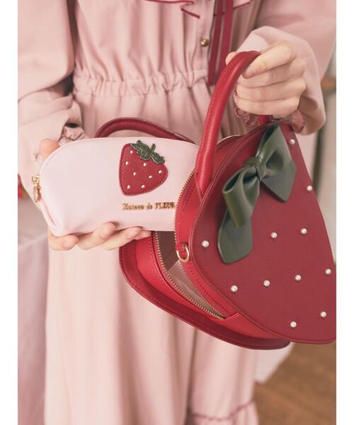Maison de FLEUR（メゾンドフルール）の「イチゴショルダーバッグ