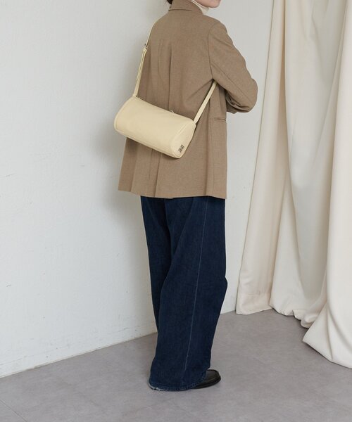 russet（ラシット）の「ソフトレザーロールショルダーバッグ