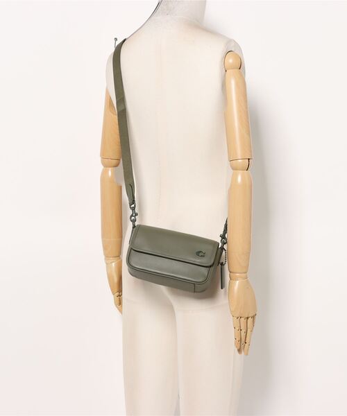 COACH（コーチ）の「チャーター フラップ クロスボディ 18（ショルダー