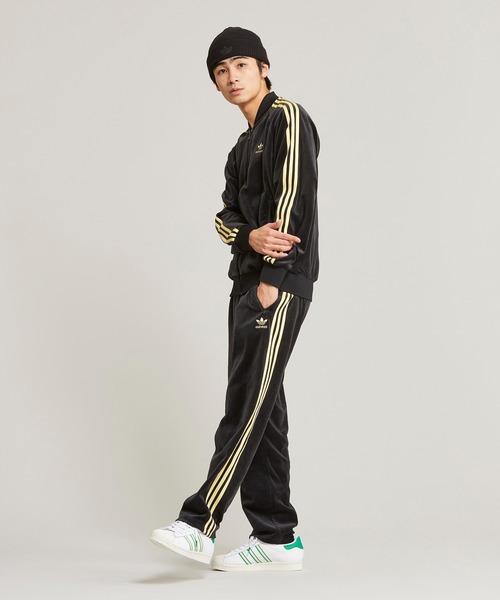 adidas（アディダス）の「ベロア トラックジャケット / アディダス