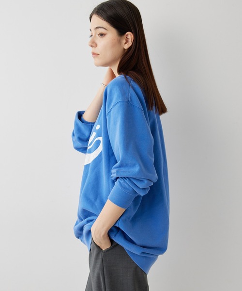 Whim Gazette（ウィムガゼット）の「ロゴスウェットプルオーバー