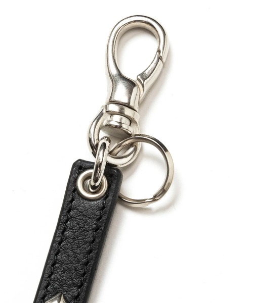 CALEE（キャリー）の「CALEE/キャリー STUDS LEATHER LONG KEY RING