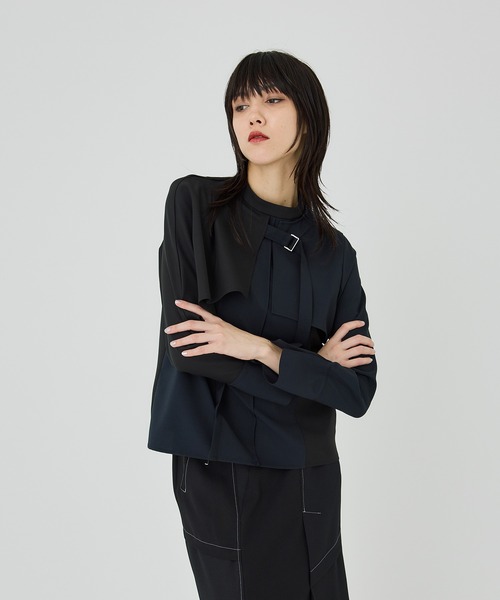 UNITED TOKYO（ユナイテッドトウキョウ）の「フレアレイヤードブラウス