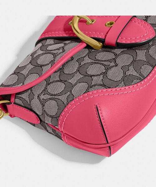 COACH（コーチ）の「ソーホー バッグ・シグネチャー ジャカード