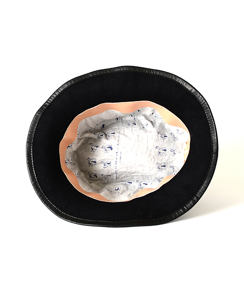 B印 YOSHIDA(BEAMS×PORTER)（ビージルシヨシダ）の「UNCERTAIN（大森南