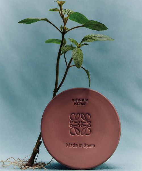 ロエベ キャンドル インセンス S（キャンドル）｜LOEWE Perfumes