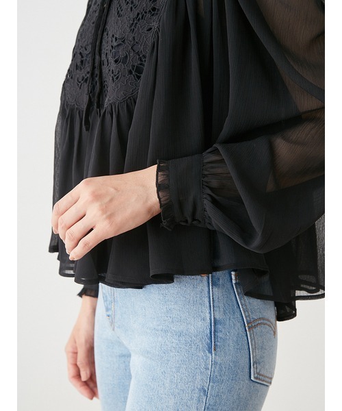 SNIDEL（スナイデル）の「エンブロイダリー楊柳ブラウス（シャツ