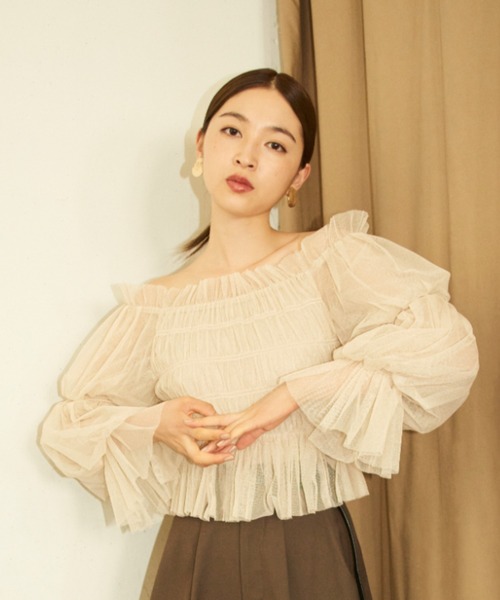 SNIDEL（スナイデル）の「Sustainableチュールクロップドブラウス