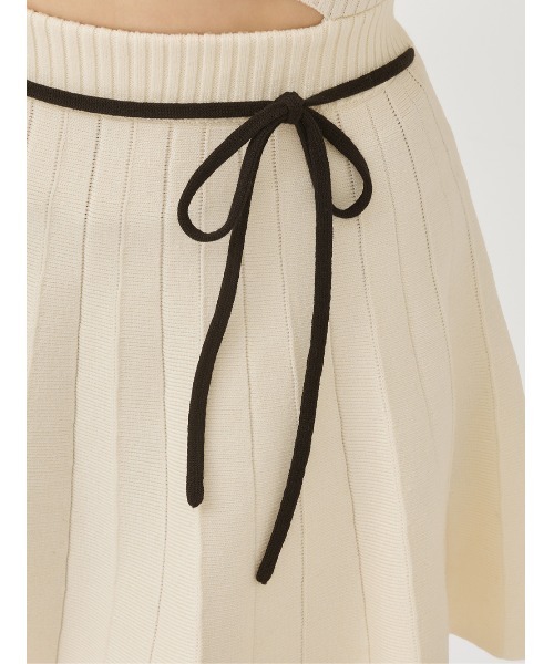 ウエストオープンリボンデザインニットミニワンピース（ワンピース