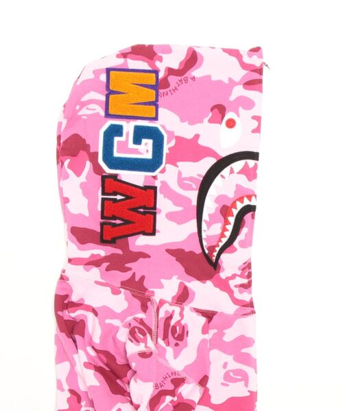 A BATHING APE（アベイシングエイプ）の「WOODLAND CAMO SHARK FULL