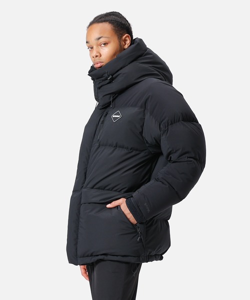 F.C.Real Bristol（エフシーレアルブリストル）の「TOUR DOWN PARKA