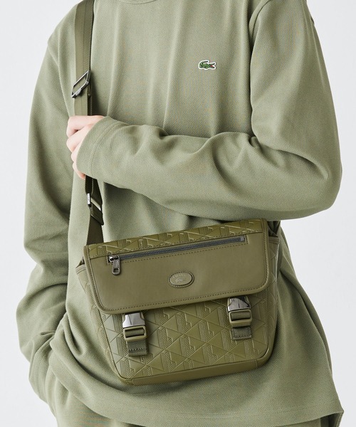 LACOSTE（ラコステ）の「モノグラム スモールメッセンジャーバッグ