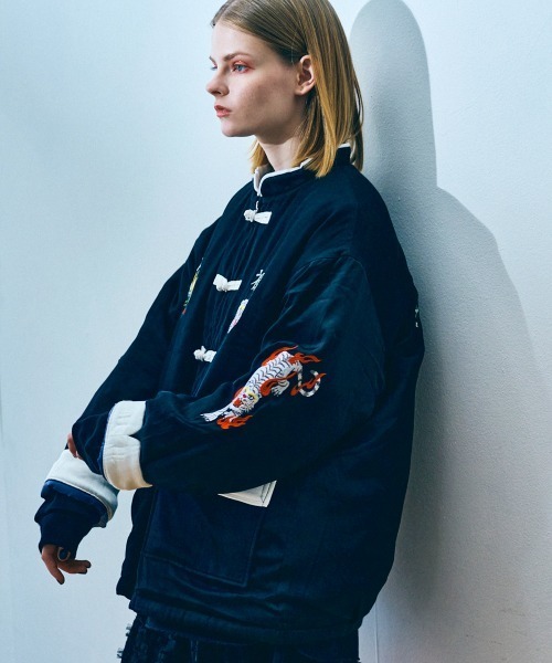 RNA（アールエヌエー）の「J2121 チャイナスカジャン（ブルゾン）」 - WEAR