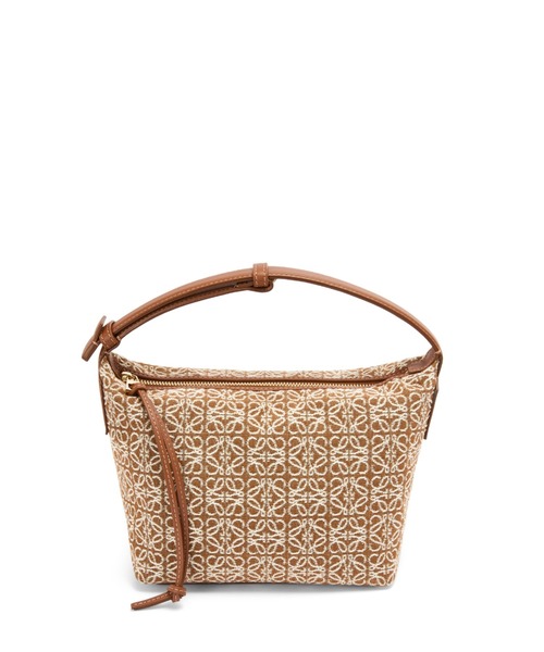 LOEWE（ロエベ）の「キュービィバッグ スモール (ジャカード&カーフ