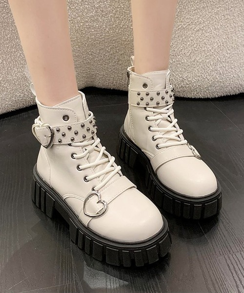 セール】レザー調スタッズ付きレースアップショートブーツ（ブーツ