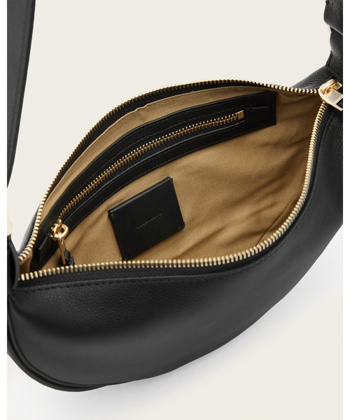 HALF MOON LEATHER CROSSBODY BAG | ハーフ ムーン レザー クロス