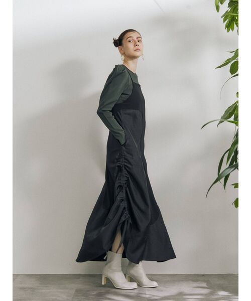 UN3D.（アンスリード）の「ウェーブラインキャミワンピース