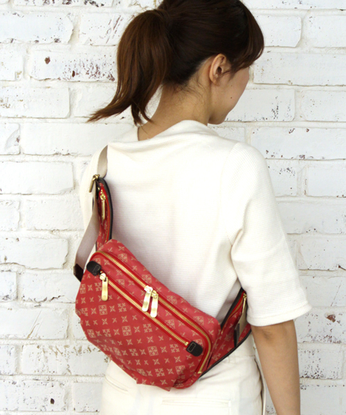 russet（ラシット）の「Special version.WEB LIMITED BAG ボディバッグ