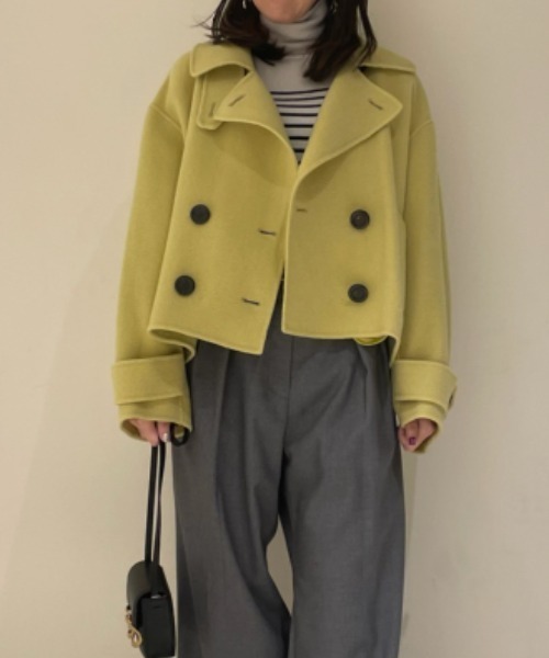 Mila Owen（ミラオーウェン）の「ショート丈リバーダブルコート