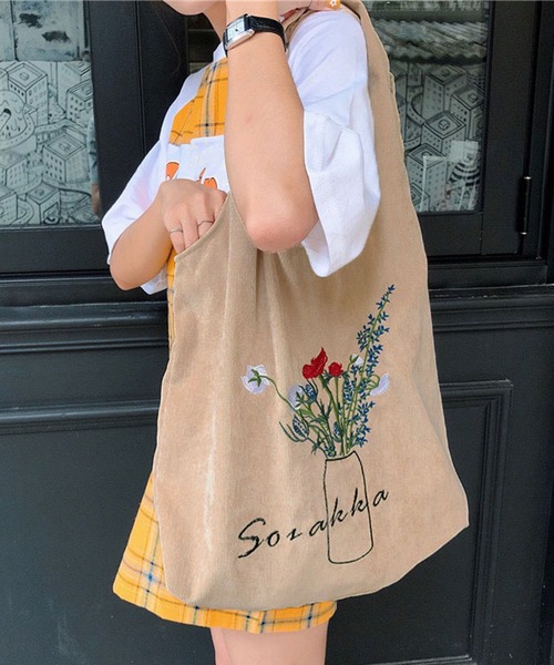 EPICKS（エピックス）の「フラワー刺繍ベロアトートバッグ（トート