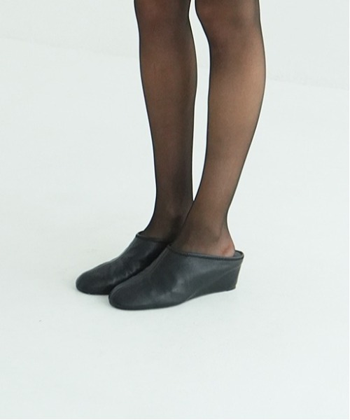 CLANE（クラネ）の「CURVED DESIGN SANDALS（サンダル）」 - WEAR