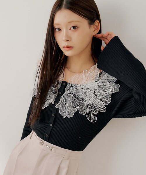 SALON by Chico】フラワーレースオフショルリブデザインニット