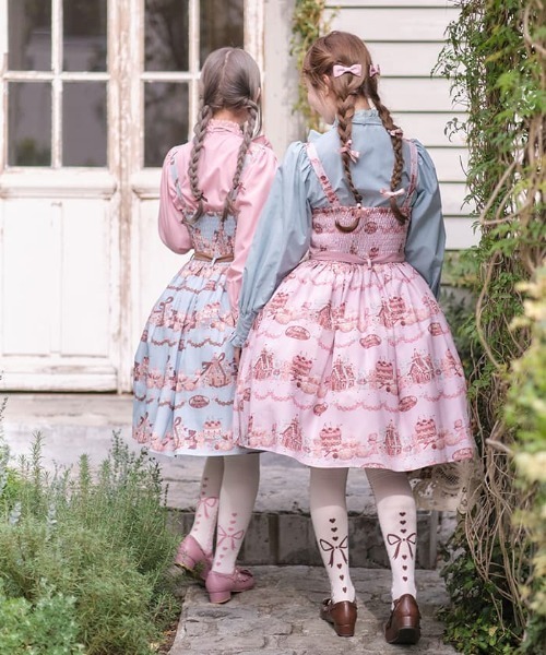 axes femme kawaii（アクシーズファムカワイイ）の「お菓子の家柄