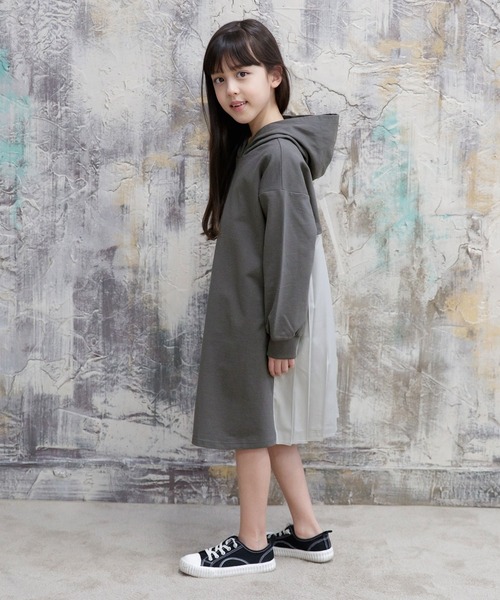 バックプリーツ パーカーワンピース（ワンピース）｜Bee des Bee