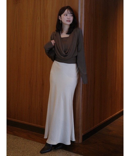 パウダーサテンドレープトップス（シャツ/ブラウス）｜anuans（ア