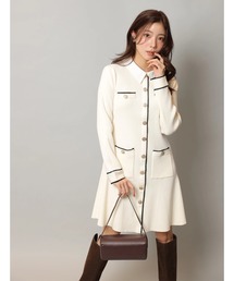 Apuweiser-riche（アプワイザーリッシェ）の「袖刺繍アンゴラニット