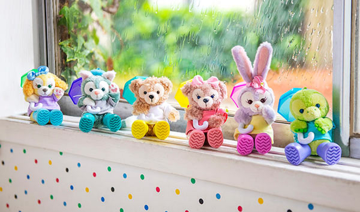 ダッフィー＆フレンズ TDSビューティフル・レイニーデイズカーテン