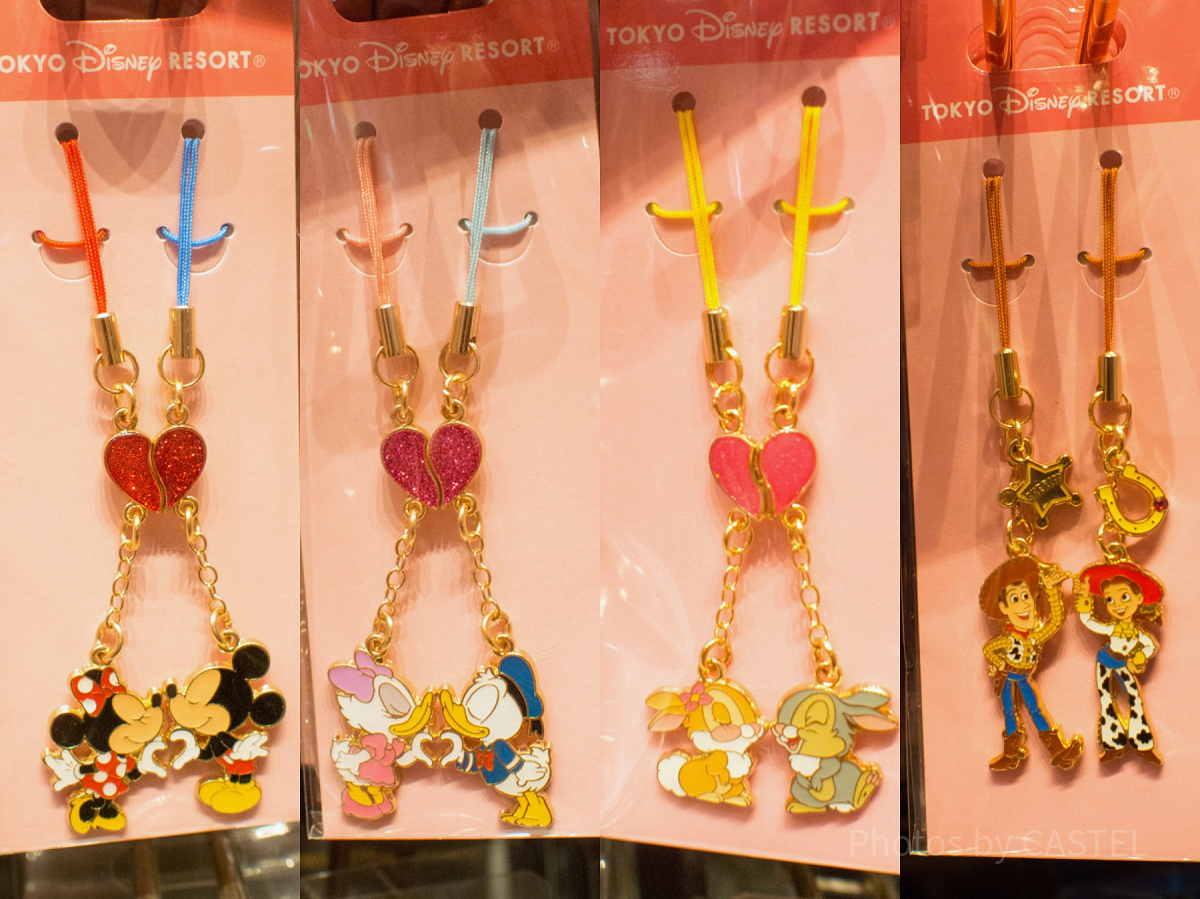 ディズニーシーのペアストラップ＆ペアキーチェーン| キャステル