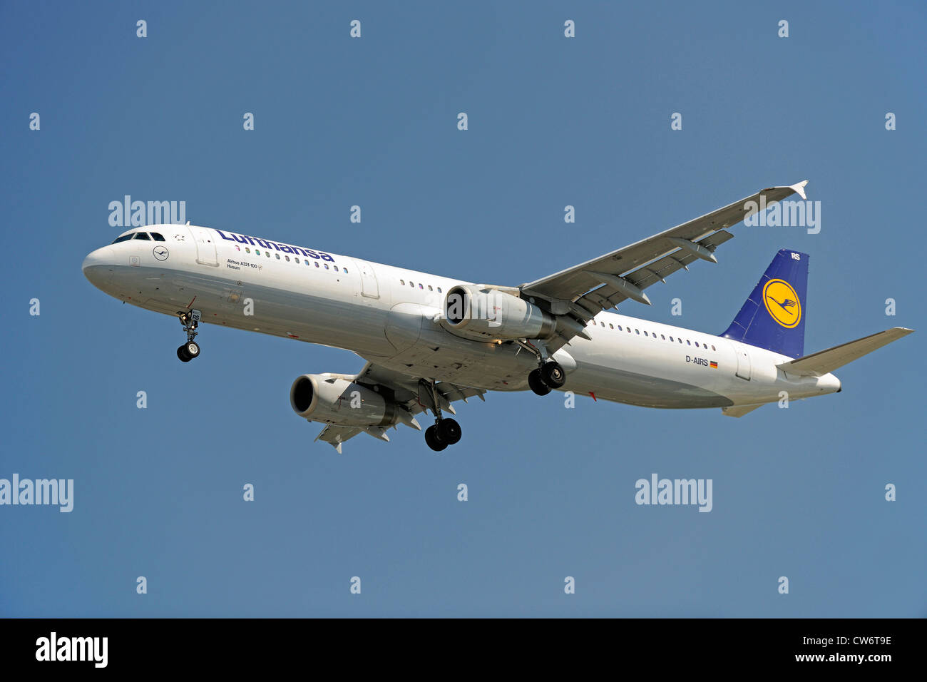 Lufthansa a321 hi-res stock photography and images - Alamy