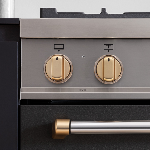 Master Series Dual Fuel Knob Décor Set - 12 Knobs Gold | Bertazzoni