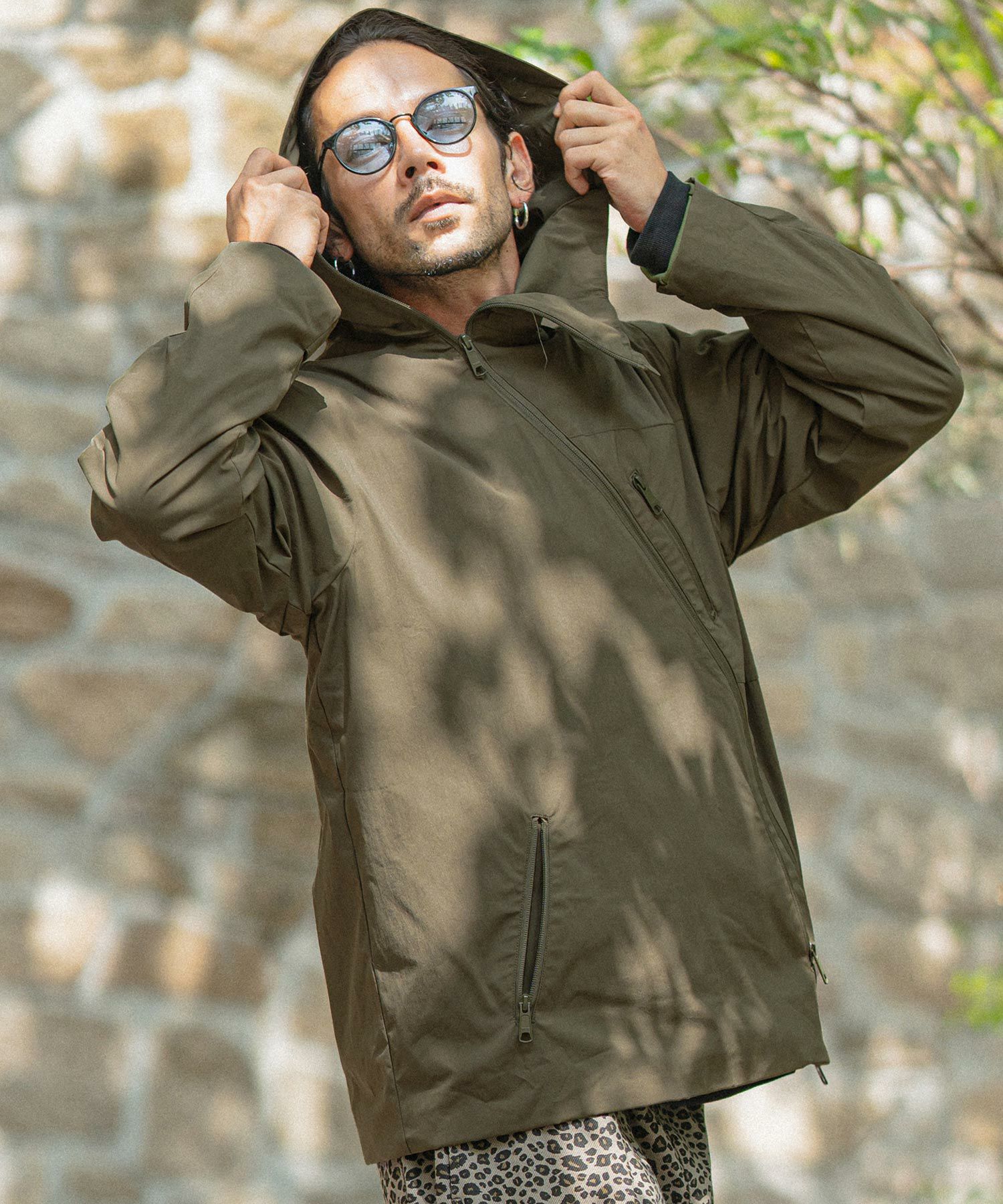 50%OFF【CAMBIO(カンビオ)】Stretch Nylon Diagonal Zipper Mountain