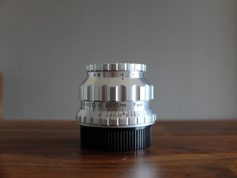 ロケットみたいな東京光学のレンズ「Topcor 5cm F3.5 固定鏡胴