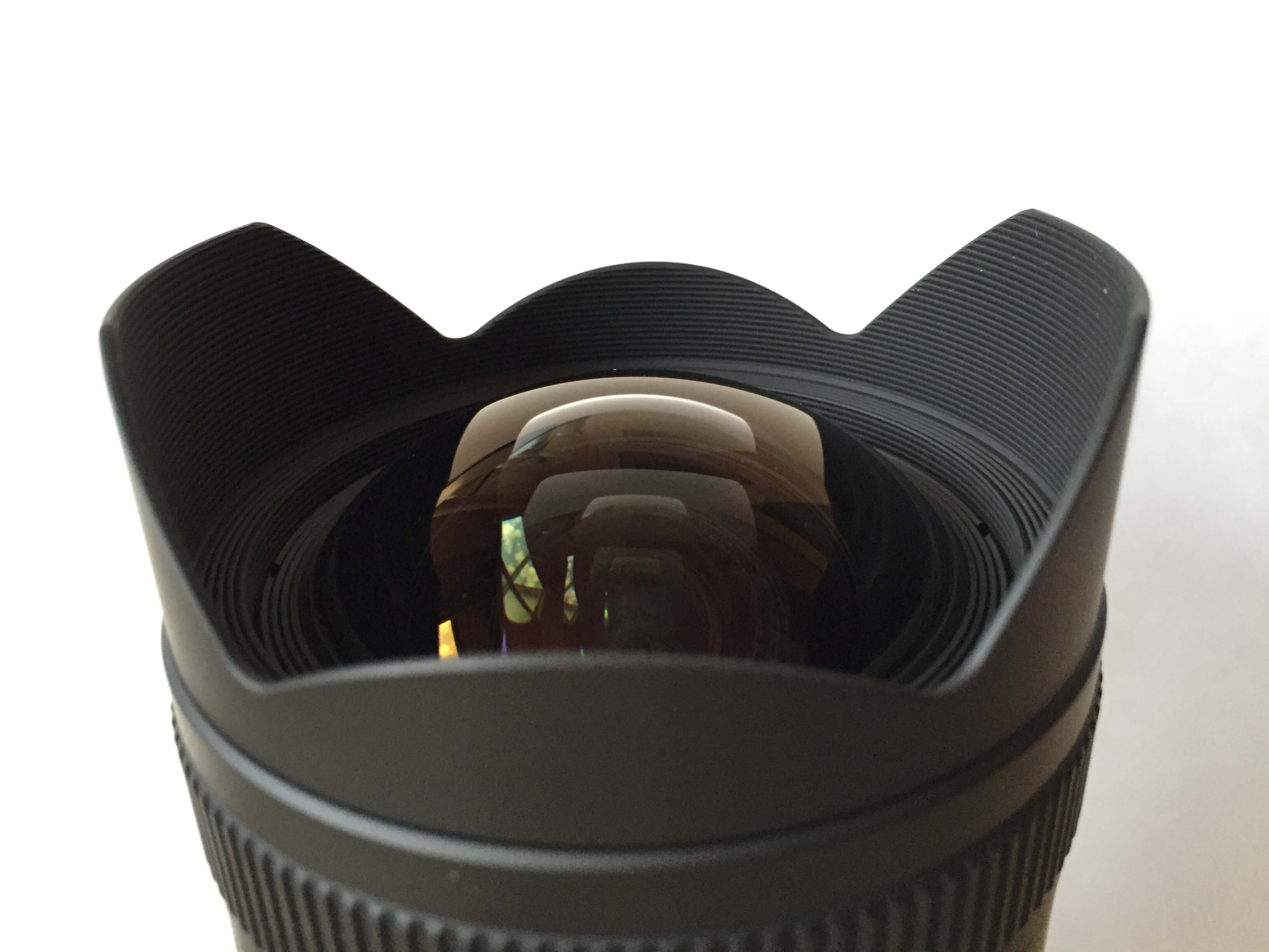シグマ 8-16mm F4.5-5.6 DC HSM」購入レビュー。ニコンのおすすめ超