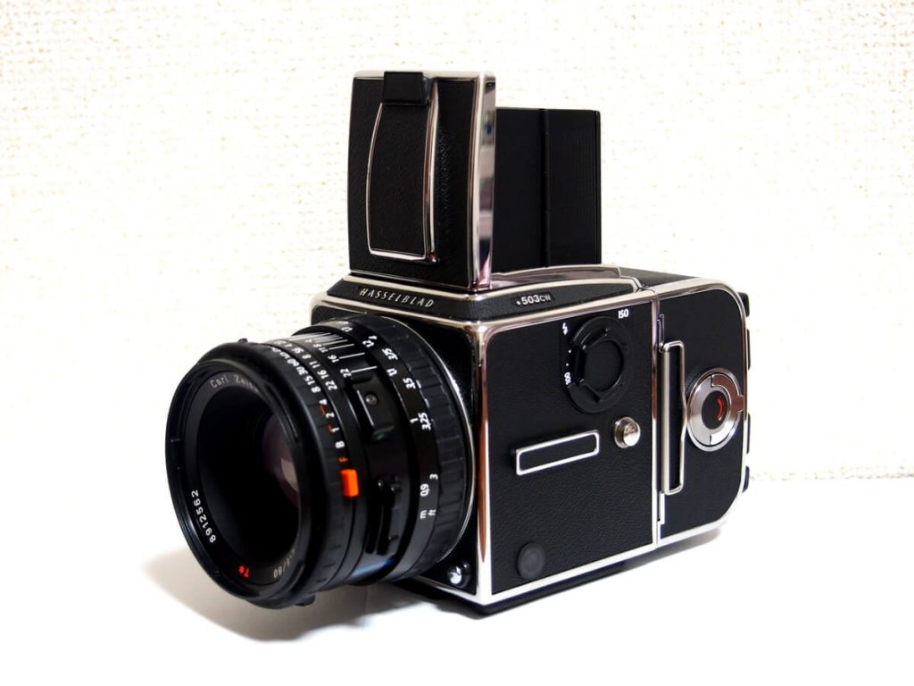 ハッセルブラッド 中判一眼レフカメラ 503CWを東京都より宅配にて高価