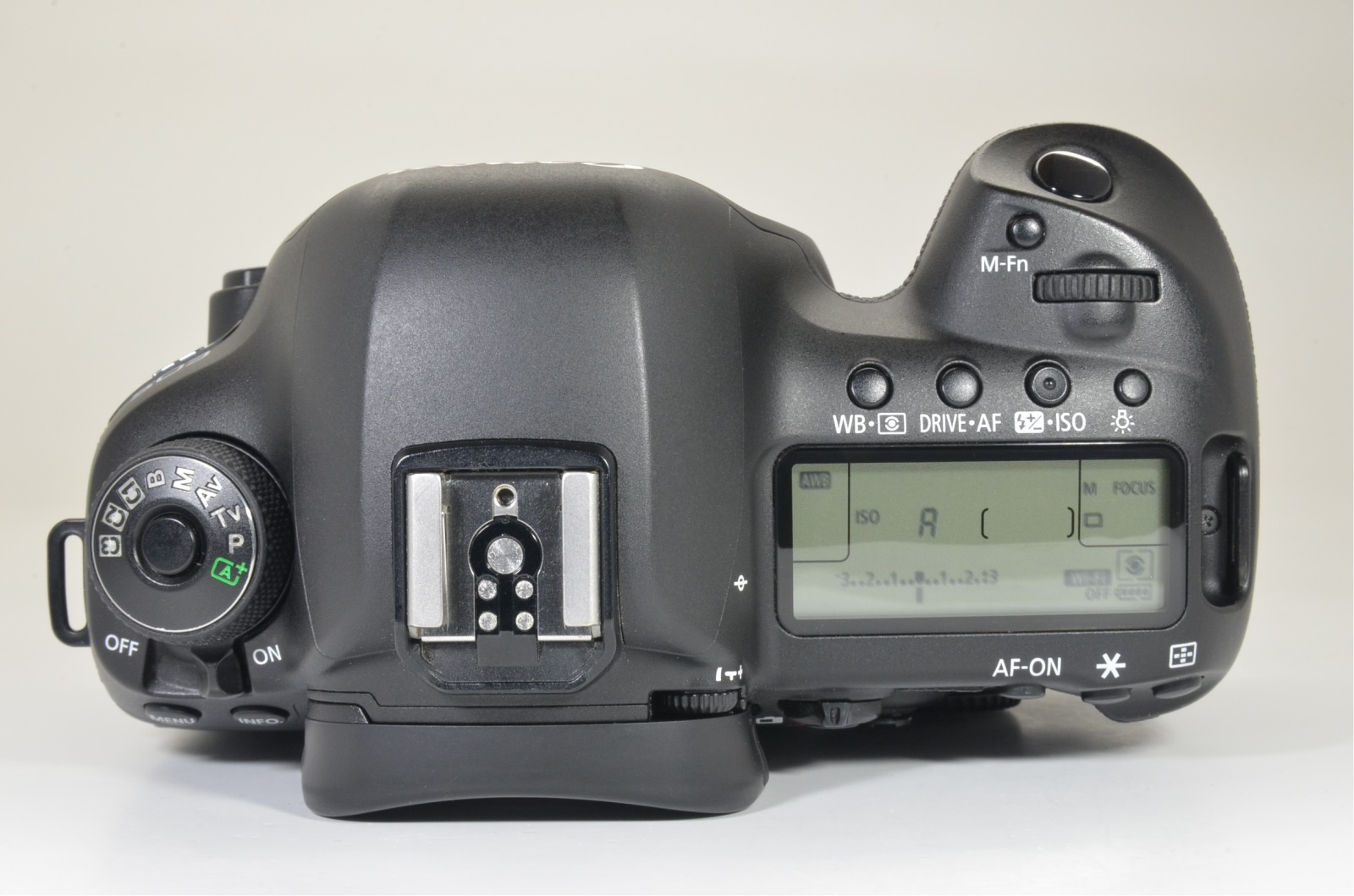 Canon EOS 5D Mark 4 IV 30.4MP Digital SLR Camera from Japan