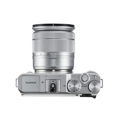 フジフイルム(FUJIFILM) X-A3 レンズキット シルバーの買取価格