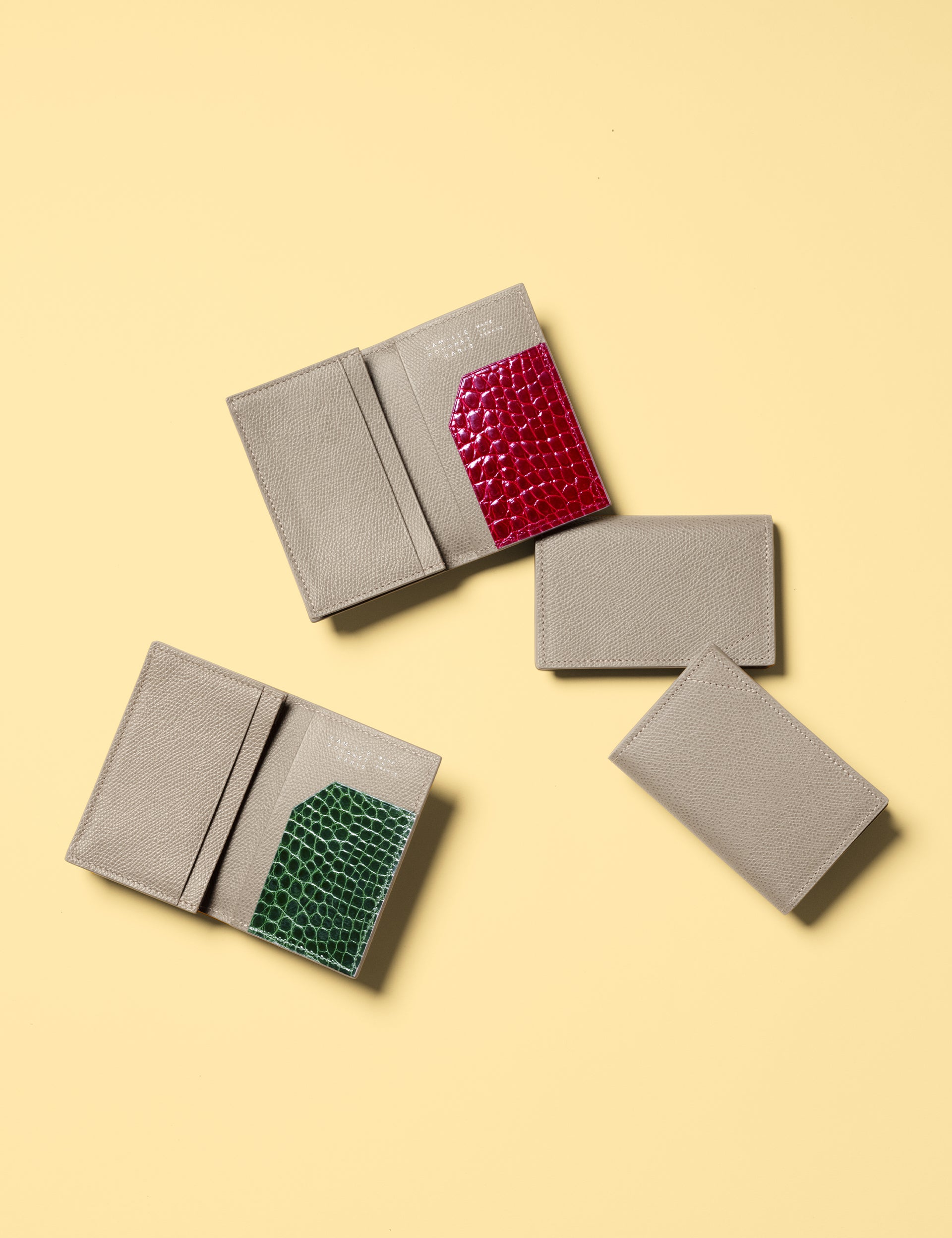 信頼を築く最初の一歩：カミーユ・フォルネのカードケース・名刺入れ