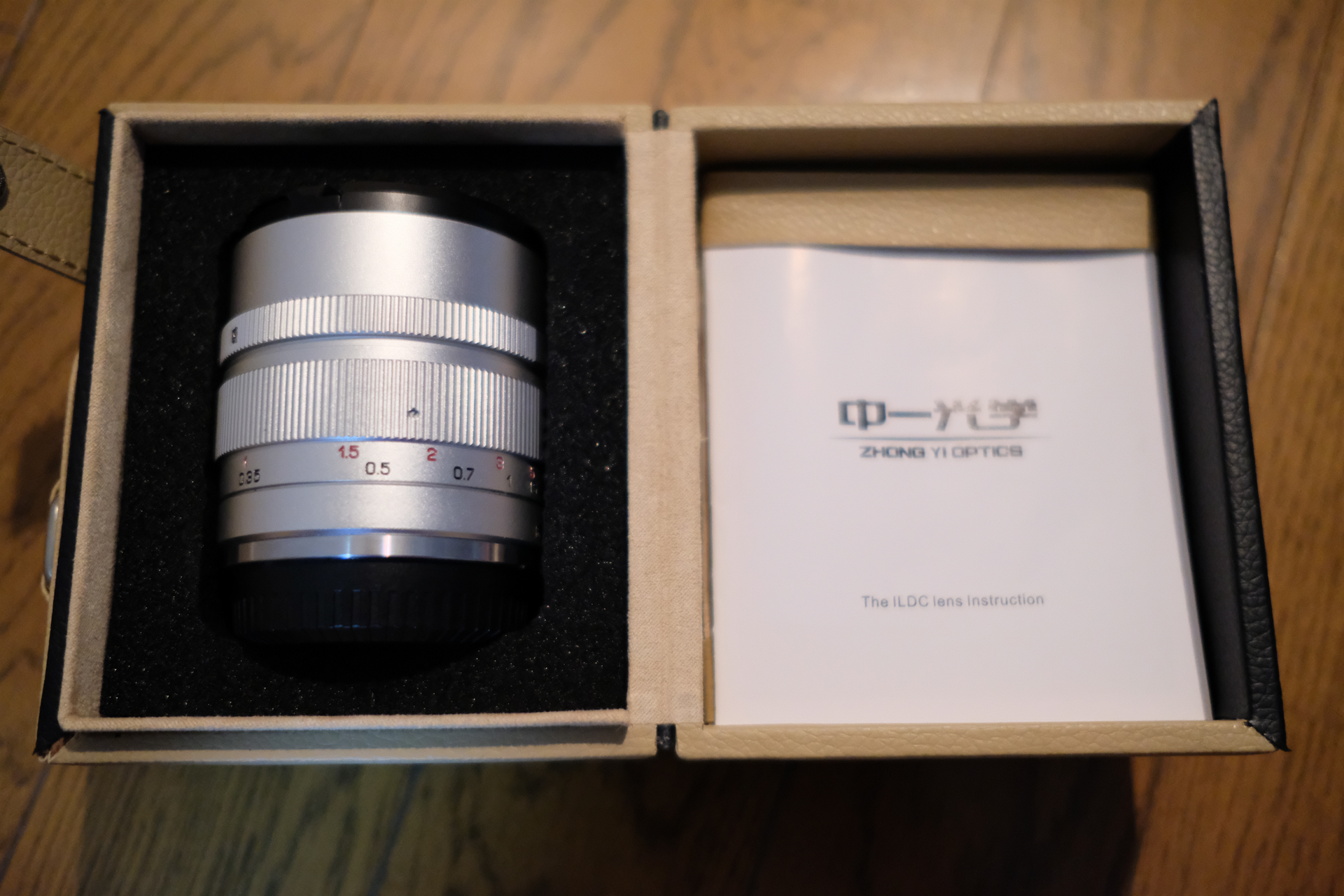 脅威のF0.95を楽しもう！中一光学「SPEEDMASTER 35mm F0.95 II」を富士