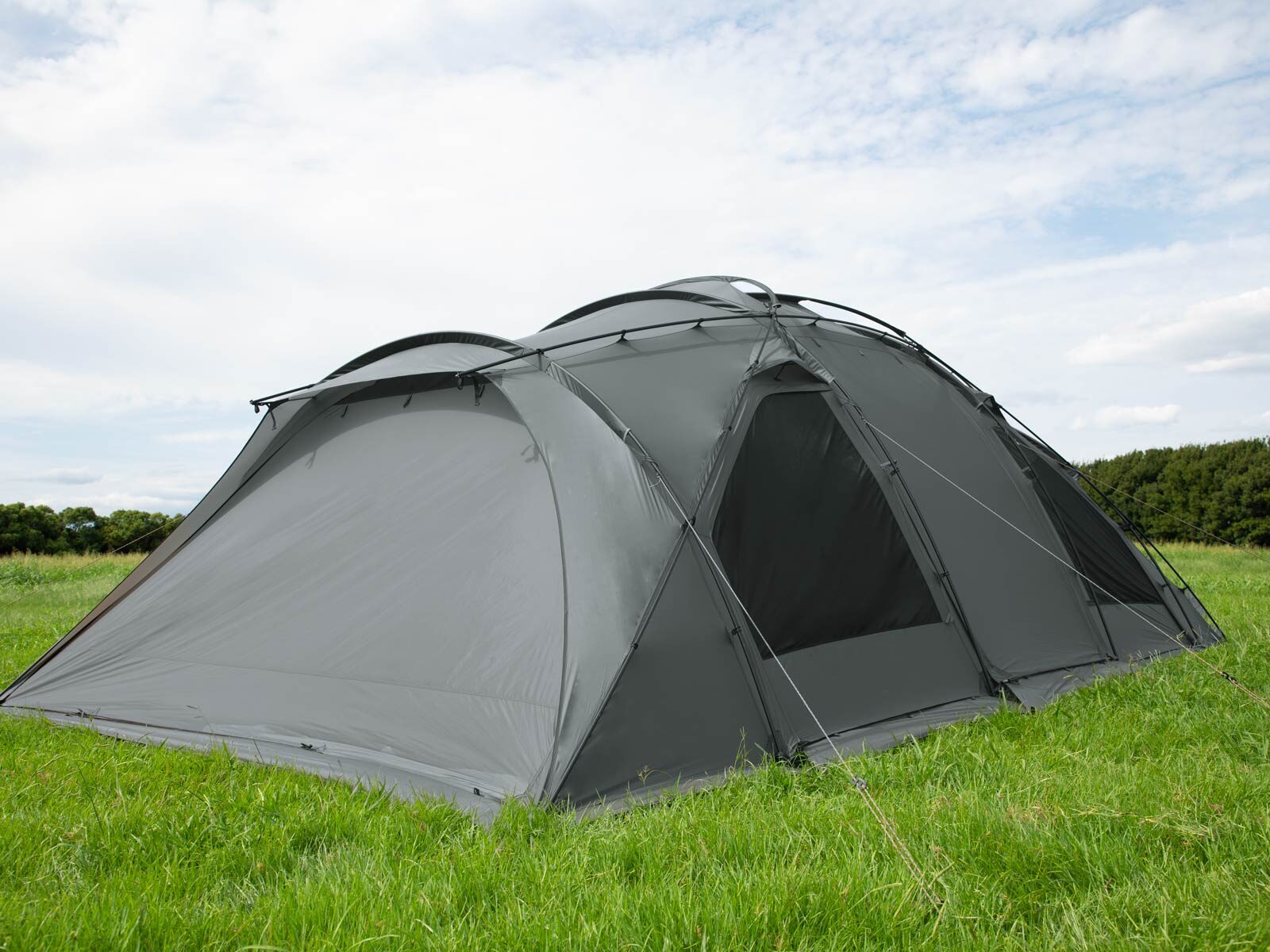 ラーテルワークスから大型2ルームテント「MUSCHEL(ムシェル)」登場