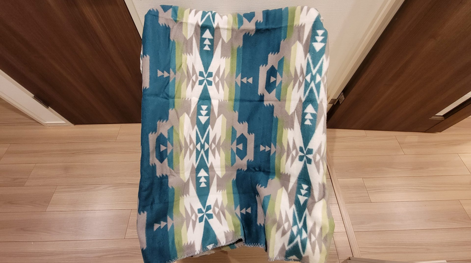 わずか2,688円！コストコで買えるペンドルトンのリバーシブル