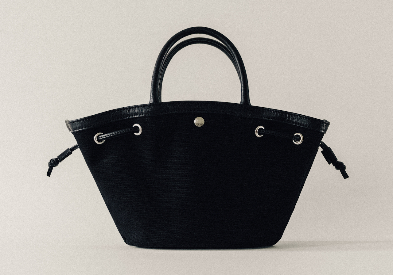 10,000台から買える！韓国発「TOUT Y EST」のレザーバッグは通勤にも