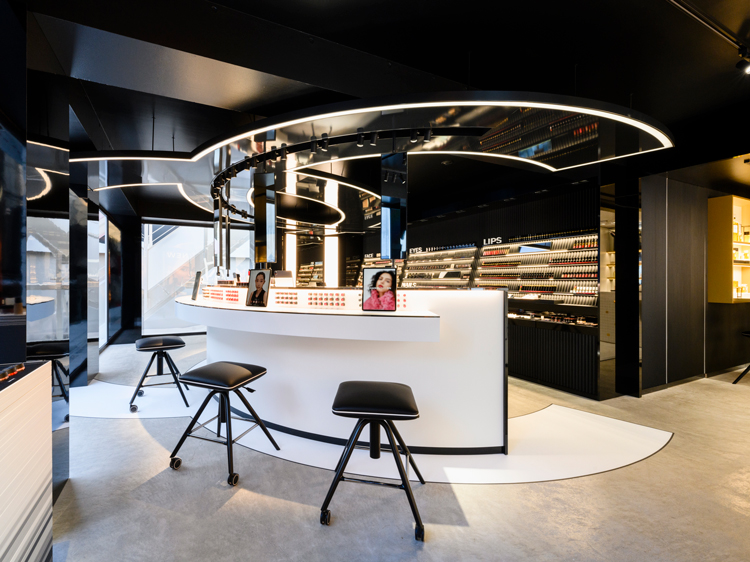 シャネルの新直営店「シャネル ビューティ ハウス」が東京・表参道に