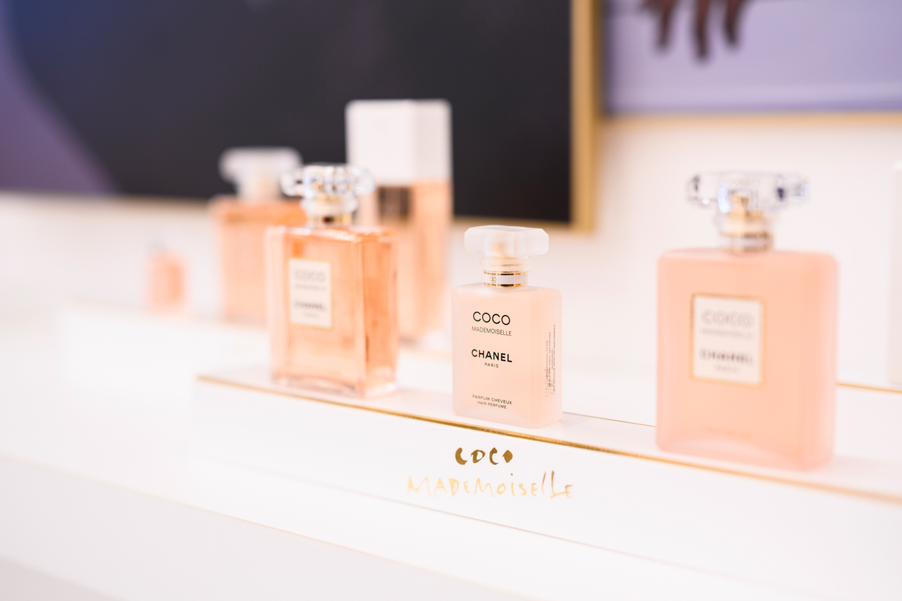 ココ マドモアゼル」の世界に浸れる！シャネル ビューティ ハウスの